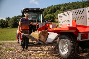 Lancman XTRA 21 Horizontalspalter auf Fahrwerk